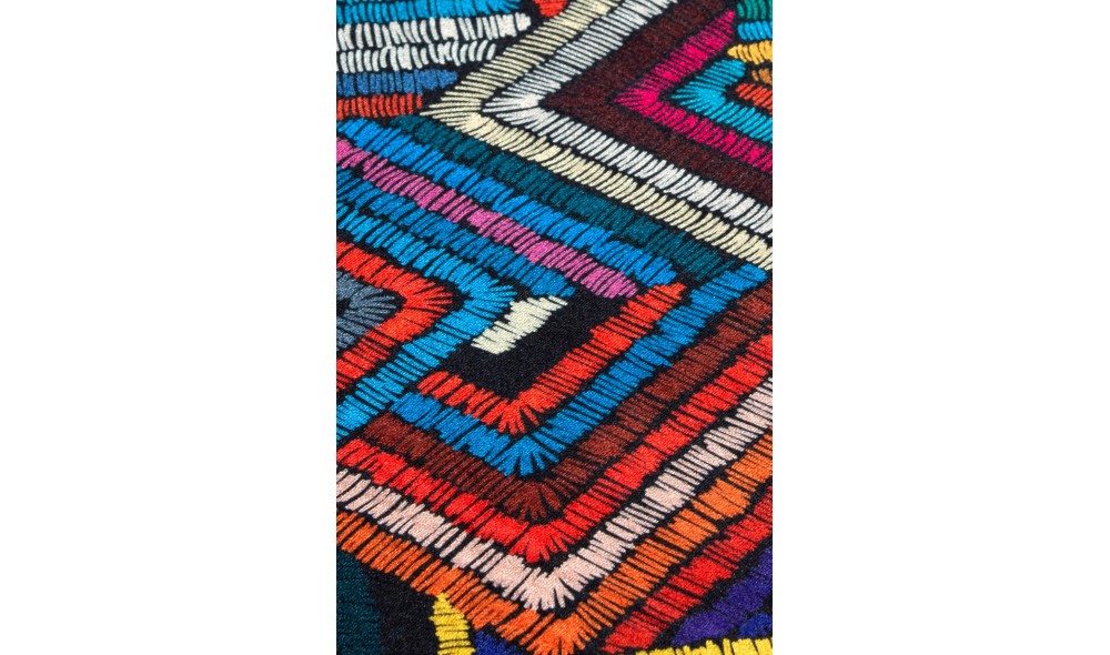 Covoras de baie, Maglie DJT